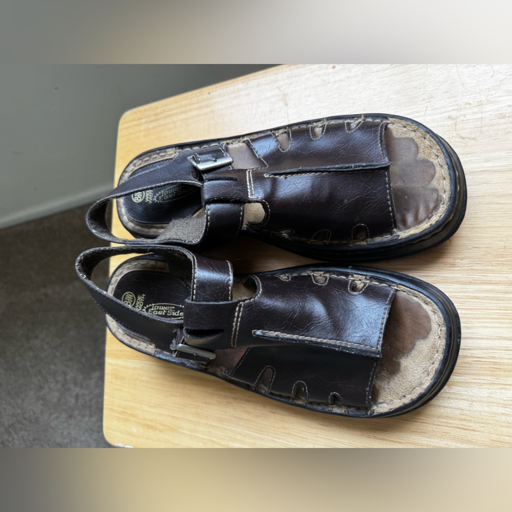 Vintage Y2K 90s Lower East Side Sandals Size 8.5 Wide